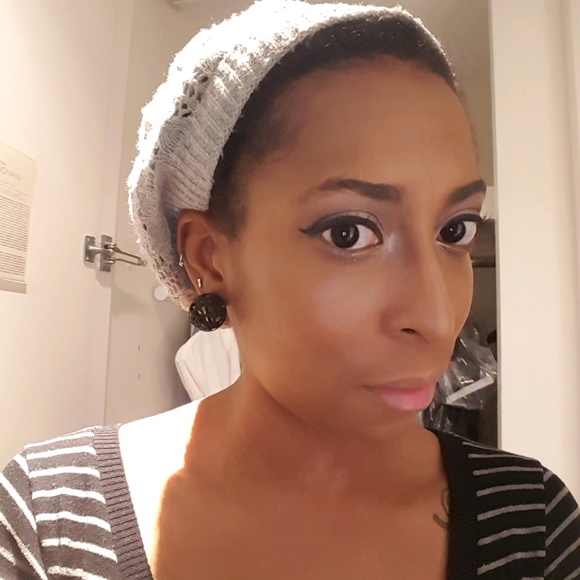 Meet your Posher, Christine - Picture 1 of 1